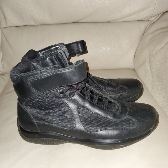 high top pradas